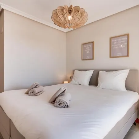 Sea View Near And Marbella - Pool And Private Parking Apartment *