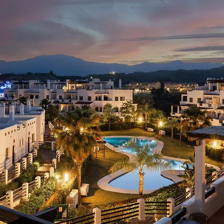 Apartmán Sea View Near And Marbella - Pool And Private Parking *