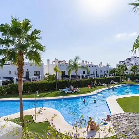 Apartmán Sea View Near And Marbella - Pool And Private Parking *
