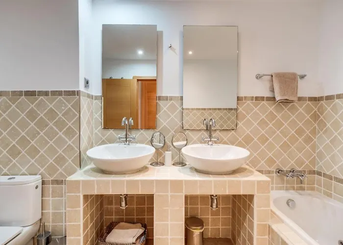 Apartamento Sea View Near Estepona&marbella - Pool&private Parking